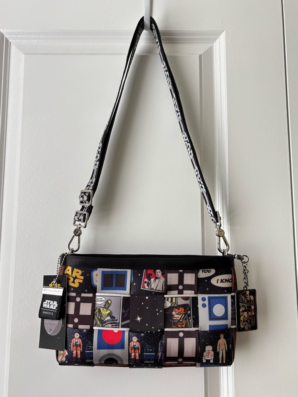 Harveys Star Wars Patchwork Convertible Clutch Crossbody Disney Leia R2D2 Obiwan - Picture 3 of 13